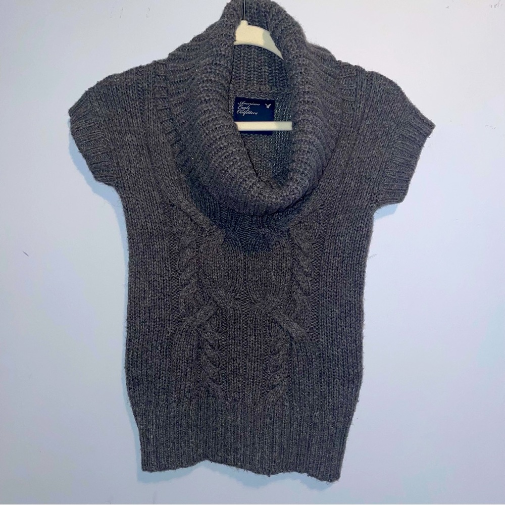 American Eagle Cowl Neck Short Sleeve Gray Knit Sweater Women’s S/P